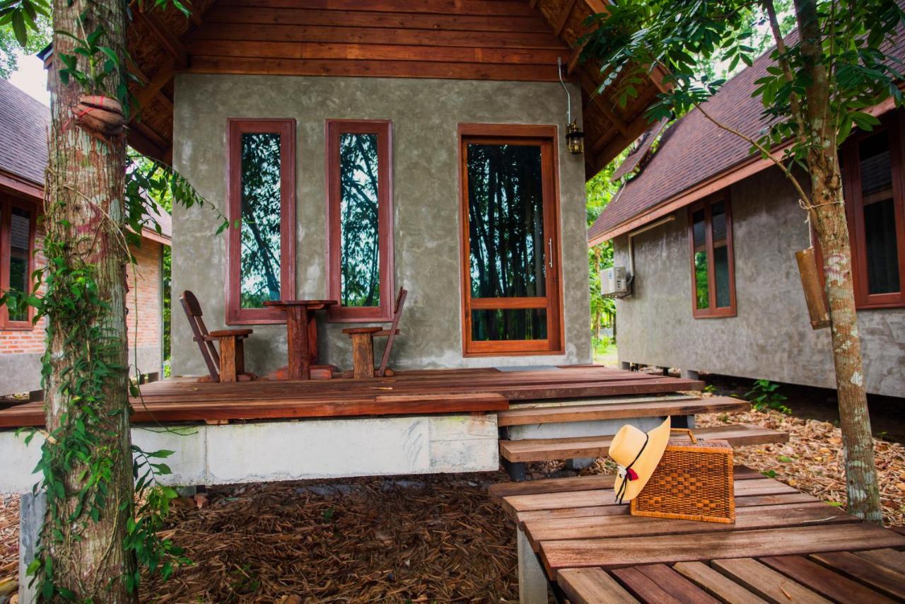 Kung Nok Tha Resort Nakhon Si Thammarat Exteriör bild